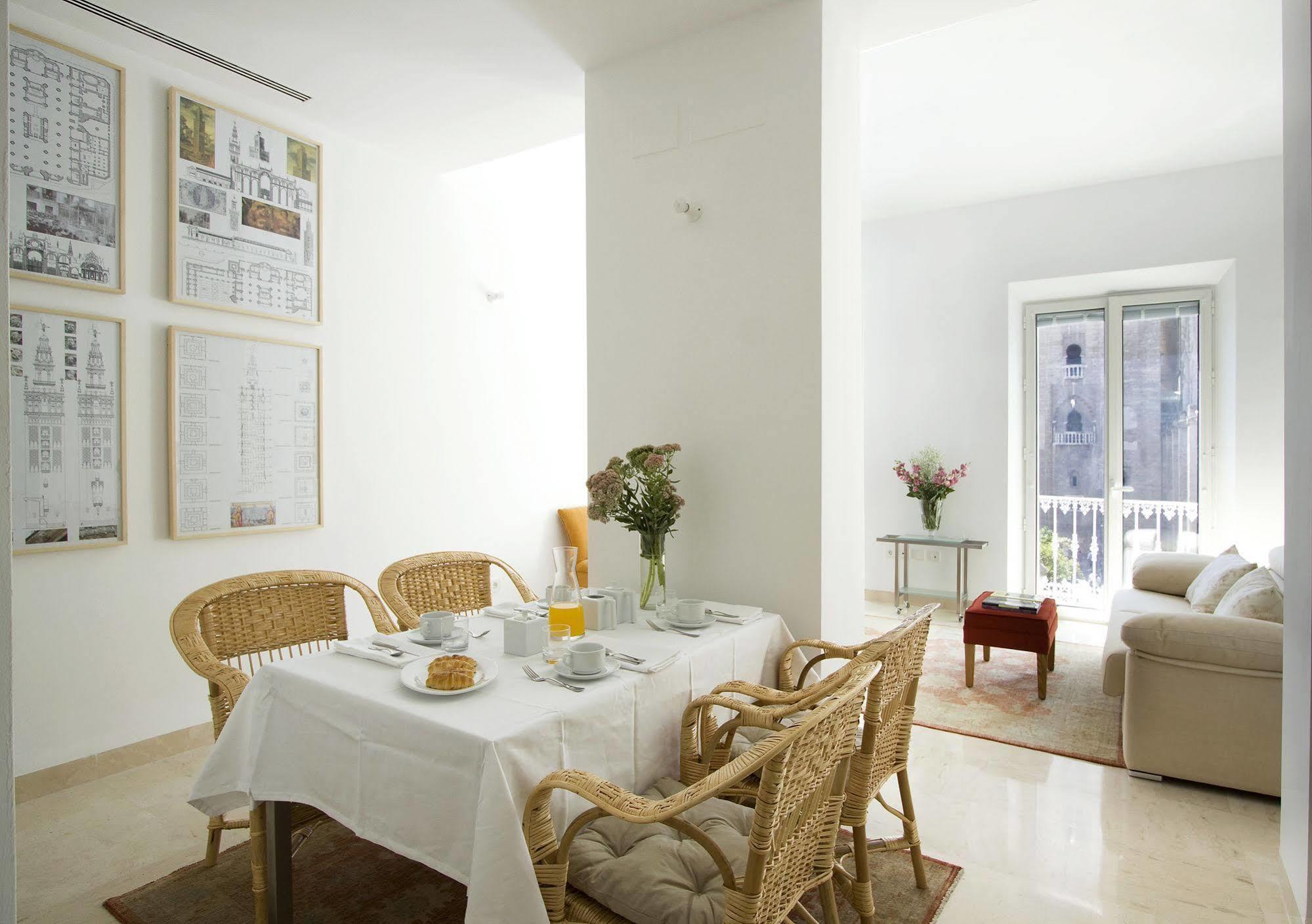 Alemanes Gradas Luxury Apartment *