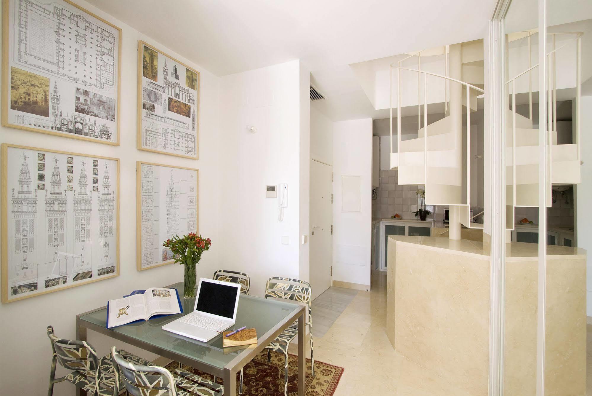Alemanes Gradas Luxury Apartment